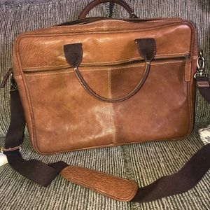 Men’s leather messenger bag